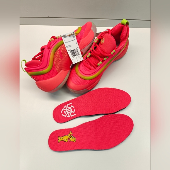 5Y Adidas Haribo Gummy Bears D.O.N. Issue 6 SMU Lucid Red Basketball Sneakers - Picture 2 of 11